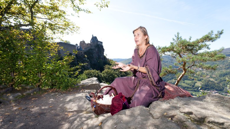 Märchenerzählerin in Aggstein, © Gerald Lechner